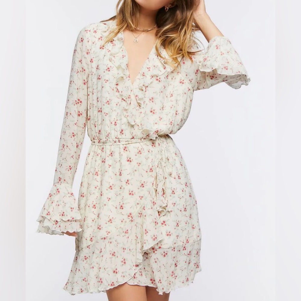 Forever 21 Floral Long Sleeve Dress